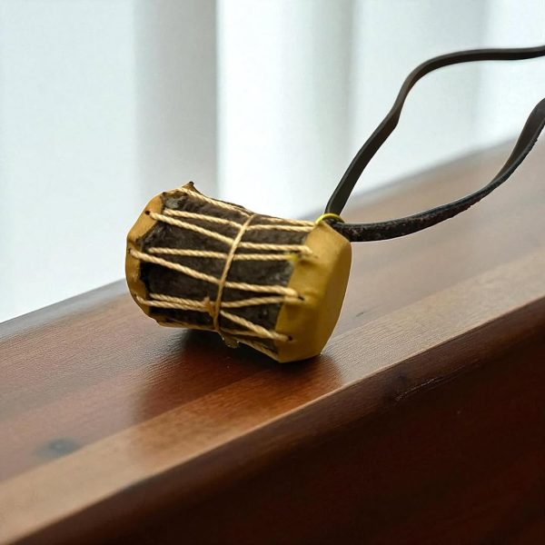 گردنبند چوبی دمام
